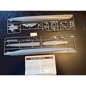 Revell USS Drum Submarine Model Kit L-449-380 1972 Vintage Unassembled